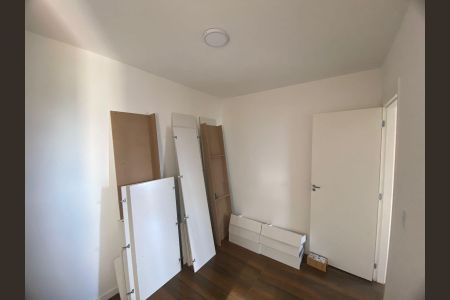 Quarto de apartamento para alugar com 2 quartos, 56m² em Roselândia, Cotia