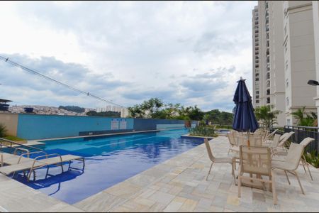Apartamento para alugar com 106m², 2 quartos e 2 vagas Apartamento para alugar com 106m², 2 quartos e 2 vagasÁrea comum - Piscina