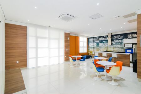 Apartamento para alugar com 106m², 2 quartos e 2 vagasÁrea comum - Salão de festas