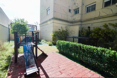 Apartamento para alugar com 106m², 2 quartos e 2 vagasÁrea comum - Playground
