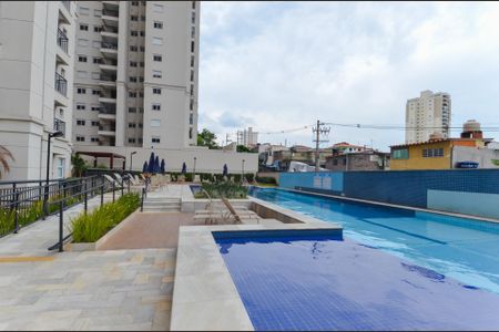 Apartamento para alugar com 106m², 2 quartos e 2 vagas Apartamento para alugar com 106m², 2 quartos e 2 vagasÁrea comum - Piscina