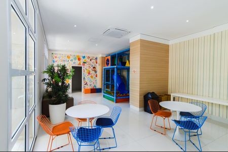 Apartamento para alugar com 106m², 2 quartos e 2 vagasÁrea comum - Salão de festas