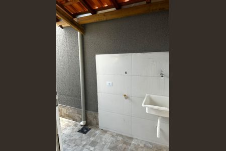 Casa de condomínio para alugar com 106m², 2 quartos e 1 vagaÁrea de serviço