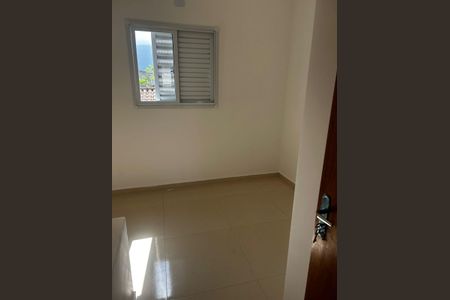 Quarto de casa de condomínio para alugar com 2 quartos, 106m² em Jardim Imperador IV, Praia Grande