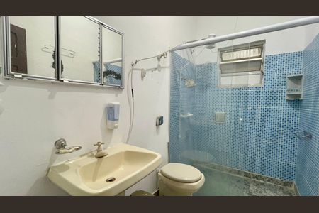 Casa à venda com 130m², 3 quartos e sem vagaBanheiro