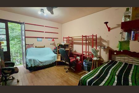 Casa à venda com 130m², 3 quartos e sem vagaQuarto