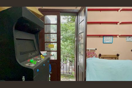 Casa à venda com 130m², 3 quartos e sem vagaQuarto