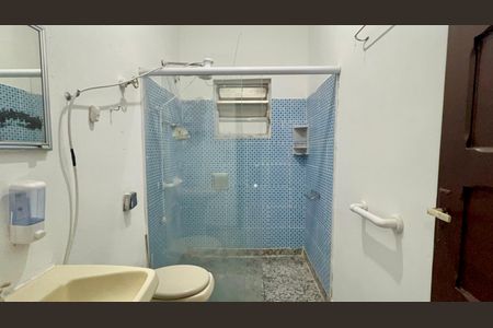 Banheiro de casa à venda com 3 quartos, 130m² em Cerqueira César, São Paulo