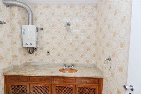 Apartamento à venda com 160m², 4 quartos e 4 vagasBanheiro da Suíte 2