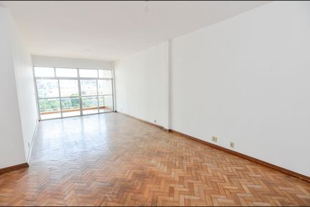 Apartamento à venda com 160m², 4 quartos e 4 vagasSala