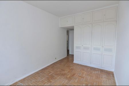 Apartamento à venda com 160m², 4 quartos e 4 vagasSuíte 2