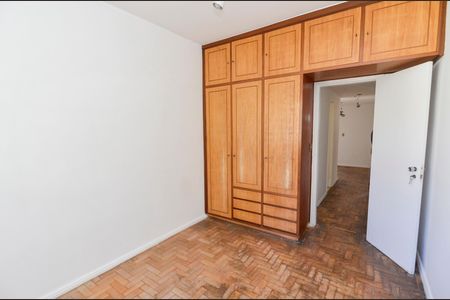 Apartamento à venda com 160m², 4 quartos e 4 vagasQuarto 2