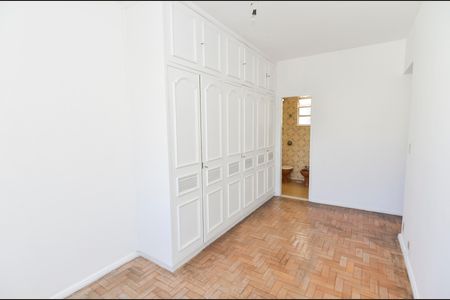 Apartamento à venda com 160m², 4 quartos e 4 vagasSuíte 1