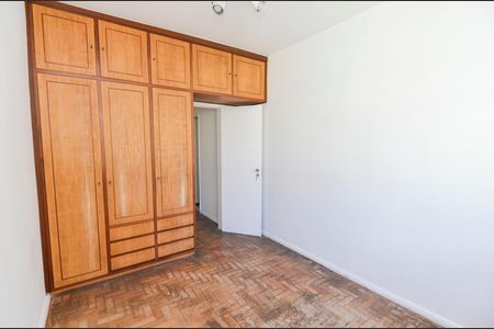 Apartamento à venda com 160m², 4 quartos e 4 vagasQuarto 2