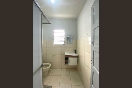Casa para alugar com 80m², 2 quartos e sem vagaBanheiro 