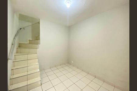 Sala de casa para alugar com 2 quartos, 80m² em Vila Cachoeira, São Paulo