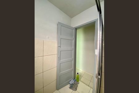 Casa para alugar com 80m², 2 quartos e sem vagaBanheiro