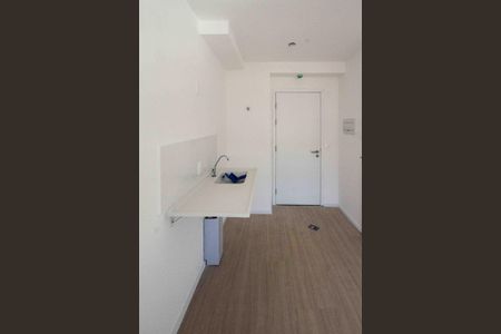 Cozinha de kitnet/studio para alugar com 1 quarto, 18m² em Jardim Imperador (zona Leste), São Paulo