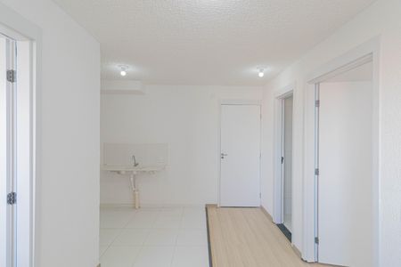 Sala/Cozinha/Área de Serviço  de apartamento para alugar com 2 quartos, 33m² em Vila Silvia, São Paulo