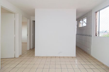 Sala de apartamento para alugar com 2 quartos, 42m² em Jardim Imbé, São Paulo