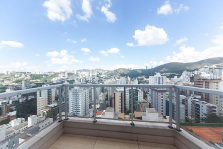 Apartamento para alugar com 168m², 4 quartos e 2 vagasVaranda da Sala