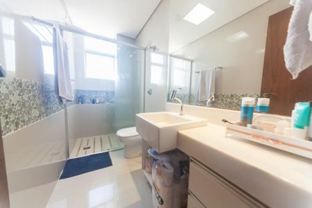 Apartamento para alugar com 168m², 4 quartos e 2 vagasBanheiro Social