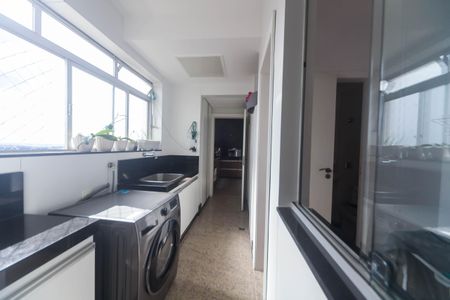 Apartamento para alugar com 168m², 4 quartos e 2 vagasÁrea de Serviço