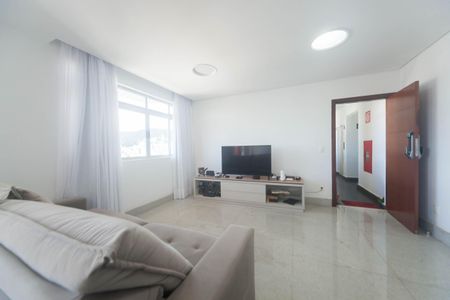 Sala de TV de apartamento para alugar com 4 quartos, 168m² em Buritis, Belo Horizonte