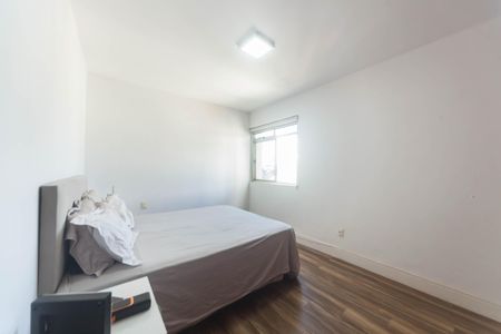 Apartamento para alugar com 168m², 4 quartos e 2 vagassuite 