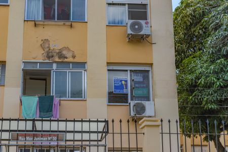 Apartamento à venda com 55m², 2 quartos e sem vaga Apartamento à venda com 55m², 2 quartos e sem vagaHSSJ-385