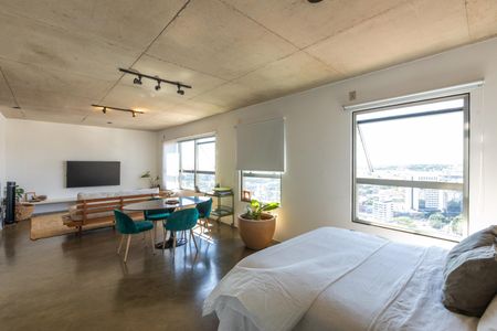 Apartamento à venda com 70m², 1 quarto e 2 vagasSala/Quarto