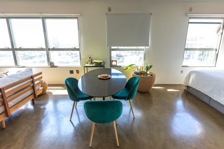 Sala de Jantar de apartamento à venda com 1 quarto, 70m² em Cambuí, Campinas