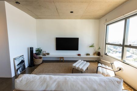 Sala de apartamento à venda com 1 quarto, 70m² em Cambuí, Campinas