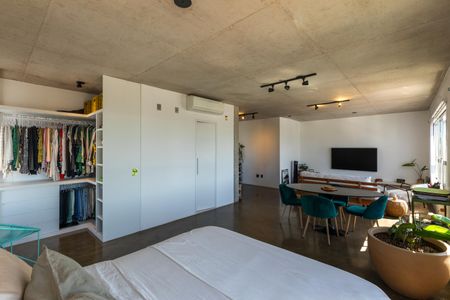 Apartamento à venda com 70m², 1 quarto e 2 vagasQuarto/Sala