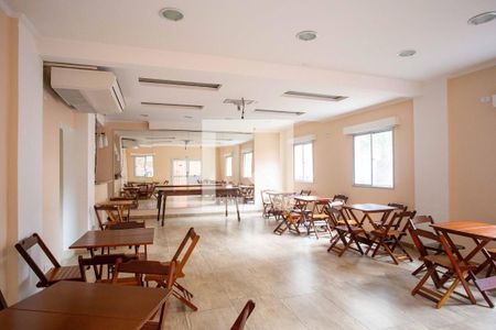 Apartamento à venda com 70m², 3 quartos e 1 vaga Apartamento à venda com 70m², 3 quartos e 1 vagaÁrea comum - Salão de festas