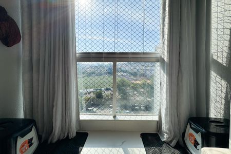 Apartamento à venda com 70m², 3 quartos e 1 vaga Apartamento à venda com 70m², 3 quartos e 1 vagaSacada