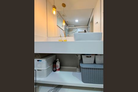 Apartamento à venda com 70m², 3 quartos e 1 vaga Apartamento à venda com 70m², 3 quartos e 1 vagaBanheiro Social