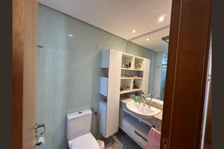 Apartamento à venda com 88m², 3 quartos e 2 vagasBanheiro