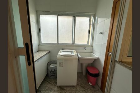 Apartamento à venda com 88m², 3 quartos e 2 vagasÁrea de serviço