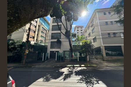 Apartamento à venda com 88m², 3 quartos e 2 vagasFachada