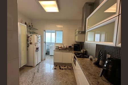 Apartamento à venda com 88m², 3 quartos e 2 vagasCozinha
