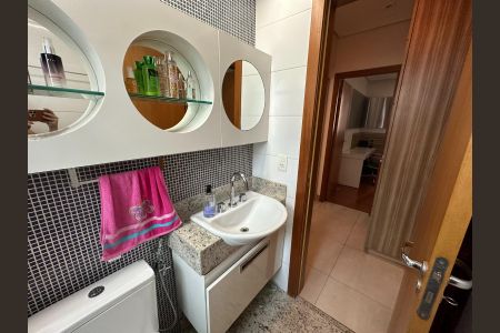 Apartamento à venda com 88m², 3 quartos e 2 vagasBanheiro