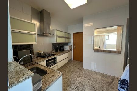 Apartamento à venda com 88m², 3 quartos e 2 vagasCozinha