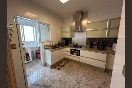Apartamento à venda com 88m², 3 quartos e 2 vagasCozinha