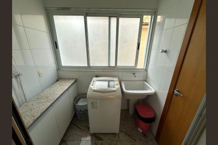 Apartamento à venda com 88m², 3 quartos e 2 vagasÁrea de serviço