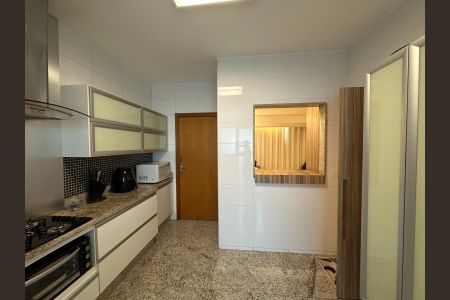 Apartamento à venda com 88m², 3 quartos e 2 vagasCozinha