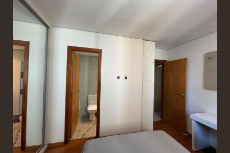Apartamento à venda com 88m², 3 quartos e 2 vagasQuarto