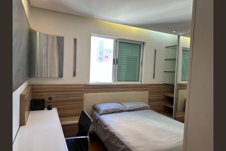 Apartamento à venda com 88m², 3 quartos e 2 vagasQuarto