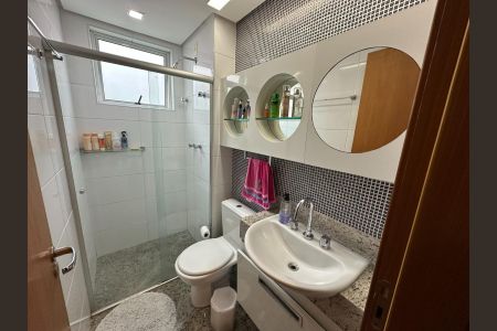 Apartamento à venda com 88m², 3 quartos e 2 vagasBanheiro