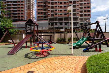 Apartamento à venda com 86m², 2 quartos e 2 vagas Apartamento à venda com 86m², 2 quartos e 2 vagasÁrea comum - Playground